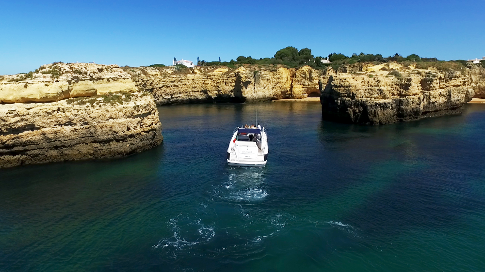 Algarve Luxury Cruise - Vilamoura Luxury Yacht Charter