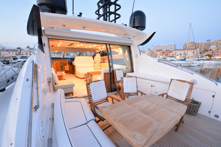 SUNSEEKER PREDATOR PRIVATE CHARTER - Vilamoura Luxury Yacht Charter